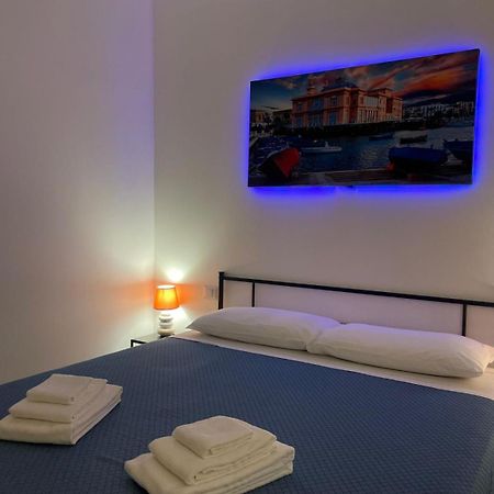 Bari Valona Rooms Eksteriør bilde