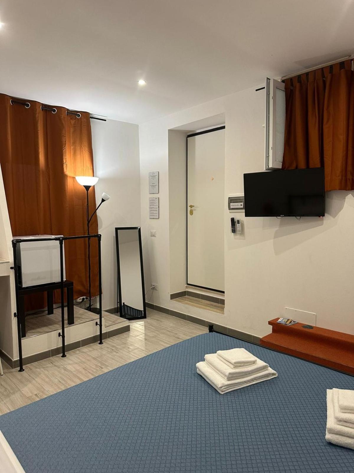 Bari Valona Rooms Eksteriør bilde